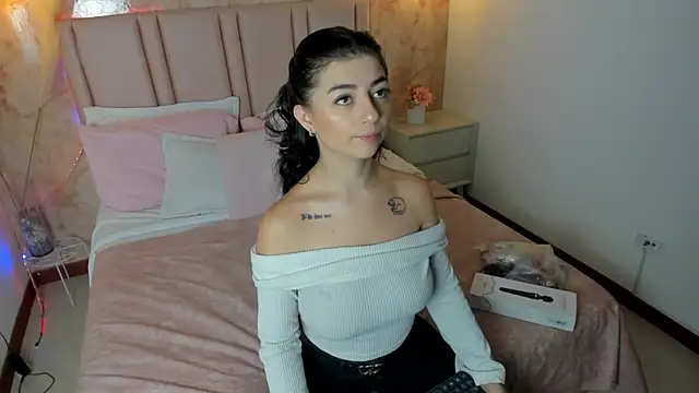 anntonella watson online show from October 2025 11:11:02 AM