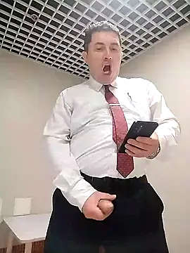 BigCristh79 online show from November 2025 02:21:01 AM