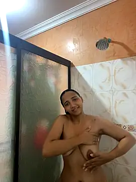 Snapshot of effie_castroo chatting on September 2025 08:42:02 PM effie castroo online show from September 2025 08:42:02 PM