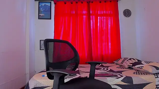 magnusclark online show from December 2025 06:02:01 PM