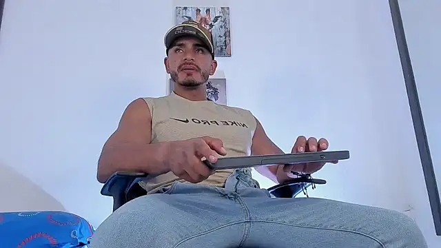 magnusclark online show from May 2026 06:38:01 PM