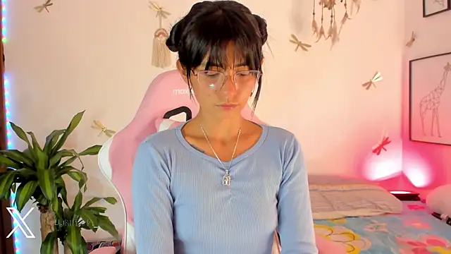 princessluna 19 online show from May 2026 10:41:02 PM