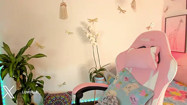 princessluna 19 online show from May 2026 10:39:01 PM
