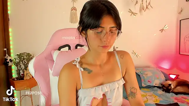 princessluna 19 online show from July 2026 09:38:01 PM