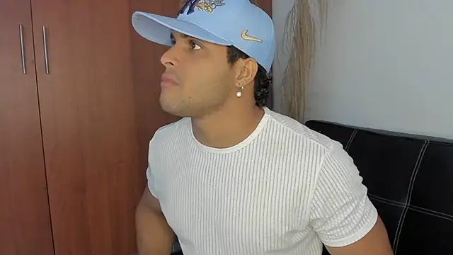 Evansdark1 online show from September 2025 09:53:01 PM