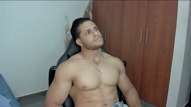 Evansdark1 online show from May 2026 11:23:04 PM