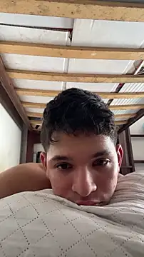 RobinLenoxx online show from July 2026 07:16:02 PM
