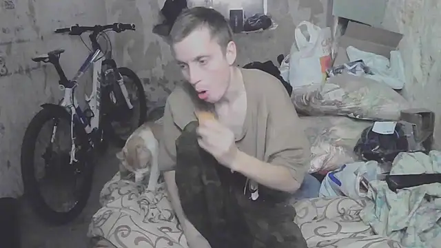 makarov1993 online show from October 2025 12:36:02 PM