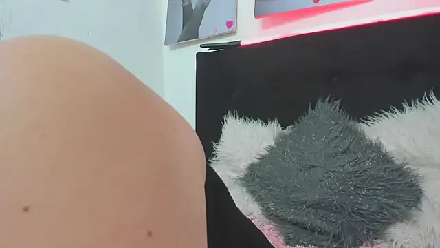 katherine blair online show from April 2026 12:06:01 PM