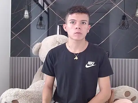 AndyFame1 online show from September 2025 12:10:01 PM