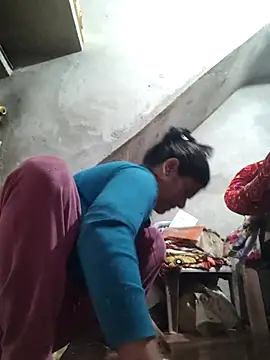 couple 71 online show from January 2026 06:41:02 AM