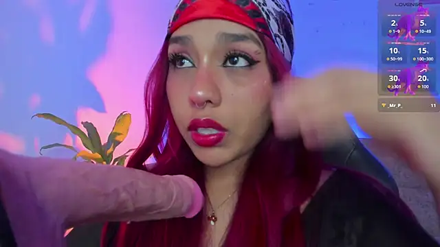 Snapshot of giselle_upp chatting on February 2026 02:13:02 AM giselle upp online show from February 2026 02:13:02 AM