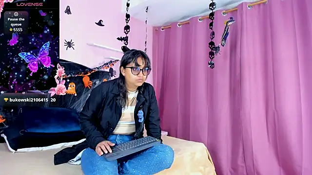 Azul Moon online show from October 2025 03:40:02 AM