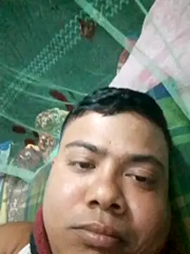 Snapshot of CatchingBouquet chatting on November 2025 04:46:01 PM CatchingBouquet online show from November 2025 04:46:01 PM