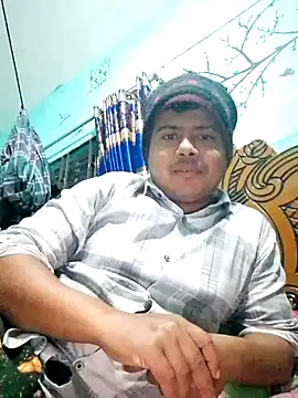 Snapshot of CatchingBouquet chatting on January 2026 02:43:02 PM CatchingBouquet online show from January 2026 02:43:02 PM