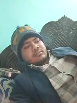 Snapshot of CatchingBouquet chatting on February 2026 03:11:01 PM CatchingBouquet online show from February 2026 03:11:01 PM