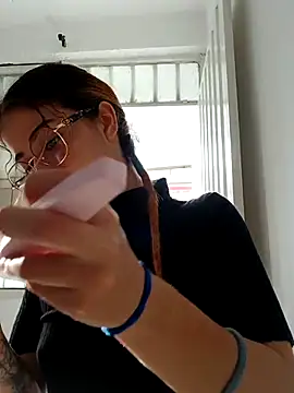 Snapshot of star_shooting8 chatting on October 2025 09:34:01 PM star shooting8 online show from October 2025 09:34:01 PM