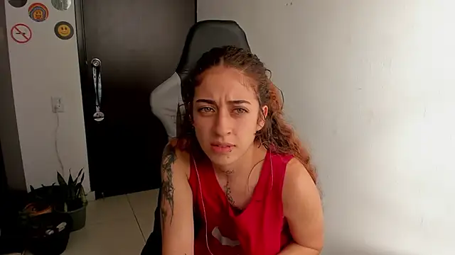 Snapshot of star_shooting8 chatting on October 2025 09:06:01 PM star shooting8 online show from October 2025 09:06:01 PM