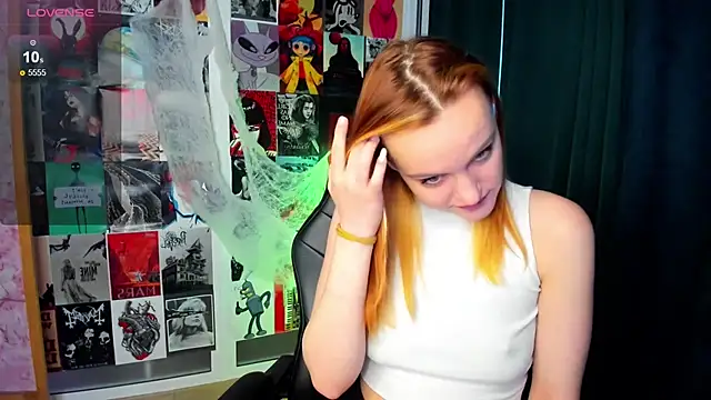 Snapshot of Ida_FaneStain chatting on October 2025 02:35:01 AM Ida FaneStain online show from October 2025 02:35:01 AM