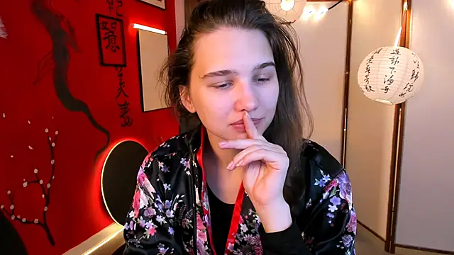 Snapshot of TessaMill chatting on September 2025 05:17:02 AM TessaMill online show from September 2025 05:17:02 AM