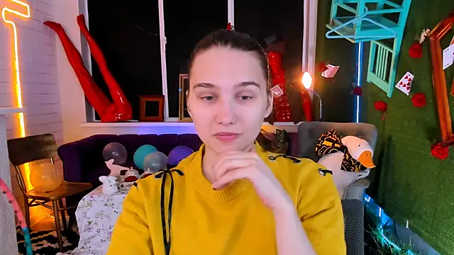 Snapshot of TessaMill chatting on September 2025 05:19:02 AM TessaMill online show from September 2025 05:19:02 AM