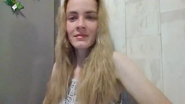 JayeTyler online show from June 2026 04:04:01 AM