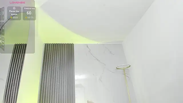 Snapshot of kiaratentation chatting on September 2025 07:35:02 PM kiaratentation online show from September 2025 07:35:02 PM