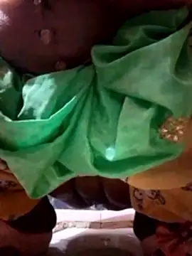 Snapshot of Dassing_strip_couple chatting on January 2026 09:50:02 PM Dassing strip couple online show from January 2026 09:50:02 PM