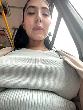 oh nina online show from September 2025 08:31:02 PM