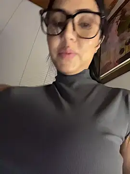 oh nina online show from March 2026 01:12:02 AM