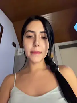 Snapshot of oh_nina chatting on May 2026 12:30:01 AM oh nina online show from May 2026 12:30:01 AM
