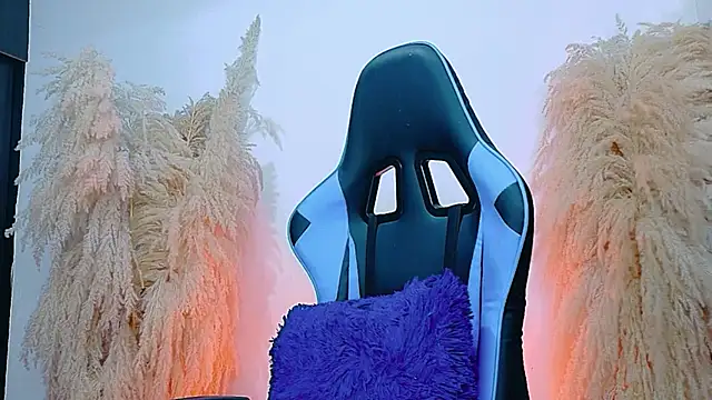 JulietaDavis online show from March 2026 07:28:01 PM