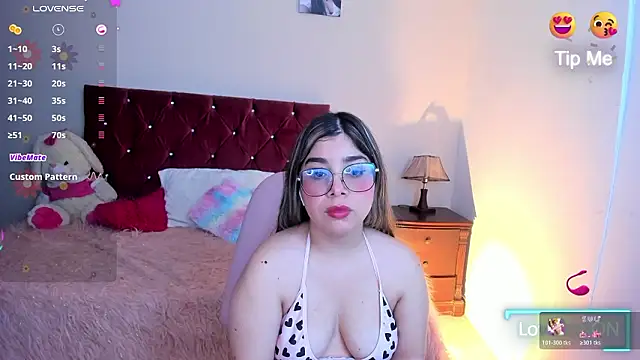 Snapshot of Madisson_Star1 chatting on February 2026 04:30:01 AM Madisson Star1 online show from February 2026 04:30:01 AM