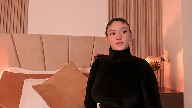 Victoria Beaumont online show from September 2025 12:08:02 PM