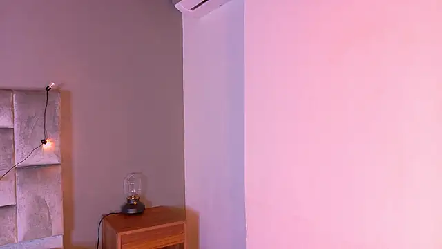 Snapshot of JenaCooper_ chatting on October 2025 03:03:02 AM JenaCooper online show from October 2025 03:03:02 AM