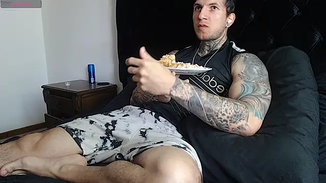 Snapshot of Shane_Clay chatting on February 2026 07:01:02 PM Shane Clay online show from February 2026 07:01:02 PM