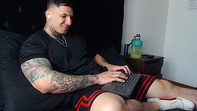 Snapshot of Shane_Clay chatting on February 2026 06:49:02 PM Shane Clay online show from February 2026 06:49:02 PM