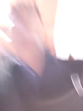 Hiroshi Shen online show from November 2025 10:43:02 AM