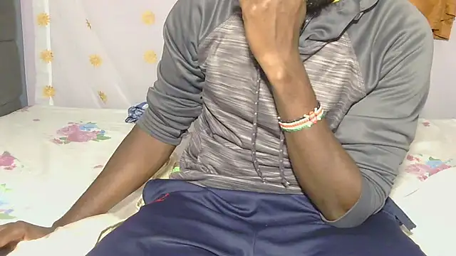 Snapshot of AfricanDickza chatting on October 2025 09:39:02 AM AfricanDickza online show from October 2025 09:39:02 AM