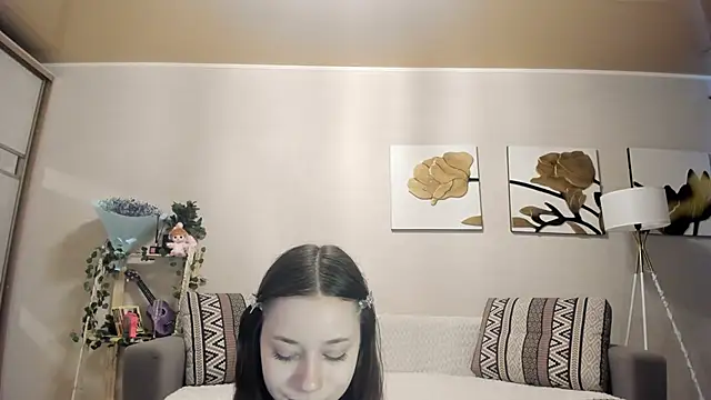 Passionate Isabella online show from September 2025 04:12:01 AM