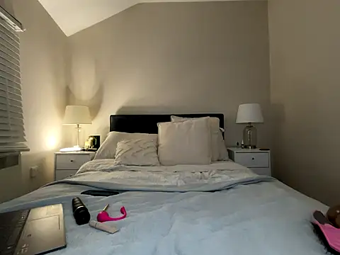 Snapshot of FrancescaXO chatting on September 2025 07:50:02 PM FrancescaXO online show from September 2025 07:50:02 PM