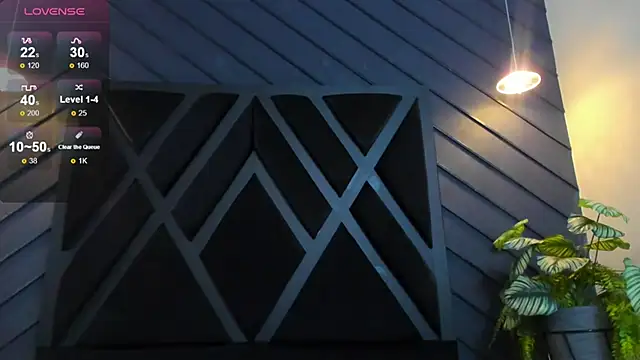 zoe martins  online show from October 2025 05:15:02 PM