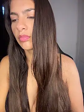 chicachocolate01 online show from June 2026 07:39:01 PM