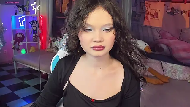 EmilyChaves online show from January 2026 08:07:01 AM