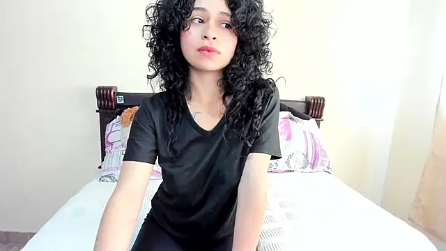 Snapshot of _hesttia chatting on September 2025 07:14:02 PM hesttia online show from September 2025 07:14:02 PM