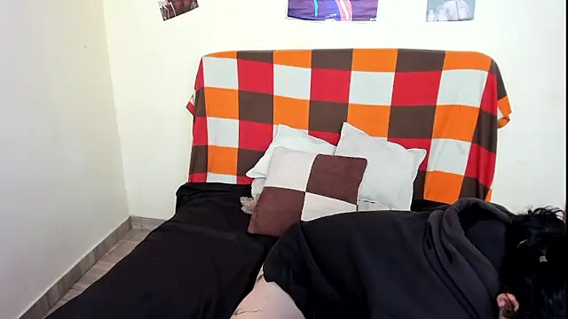 Snapshot of _hesttia chatting on October 2025 09:12:02 PM hesttia online show from October 2025 09:12:02 PM