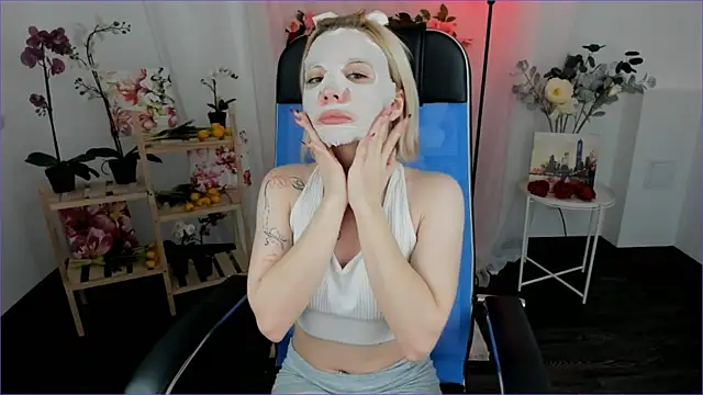 AuroraWrenfield online show from January 2026 12:46:01 AM