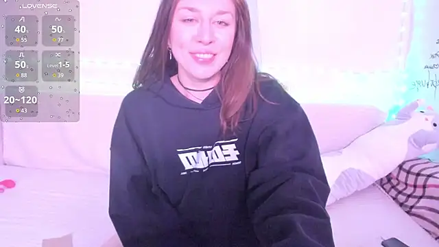 Lil Foxy9 online show from May 2026 07:53:02 PM