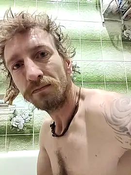 Snapshot of KokosMartin chatting on November 2025 09:37:02 PM KokosMartin online show from November 2025 09:37:02 PM