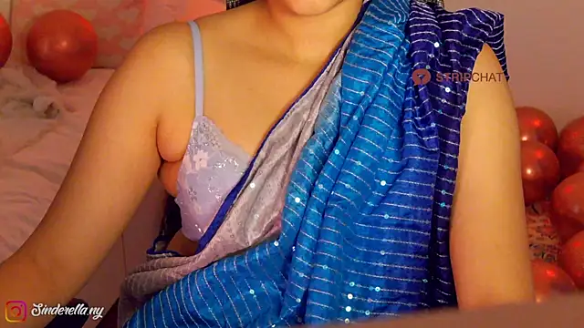 Snapshot of i-scream chatting on November 2025 03:06:01 AM i-scream online show from November 2025 03:06:01 AM